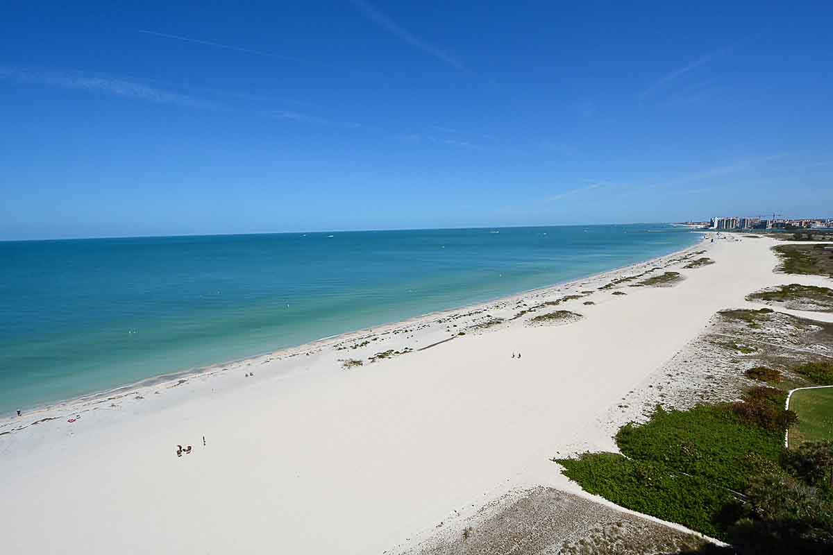 Crescent Beach Club – 16G - Sand Key VIP Condos